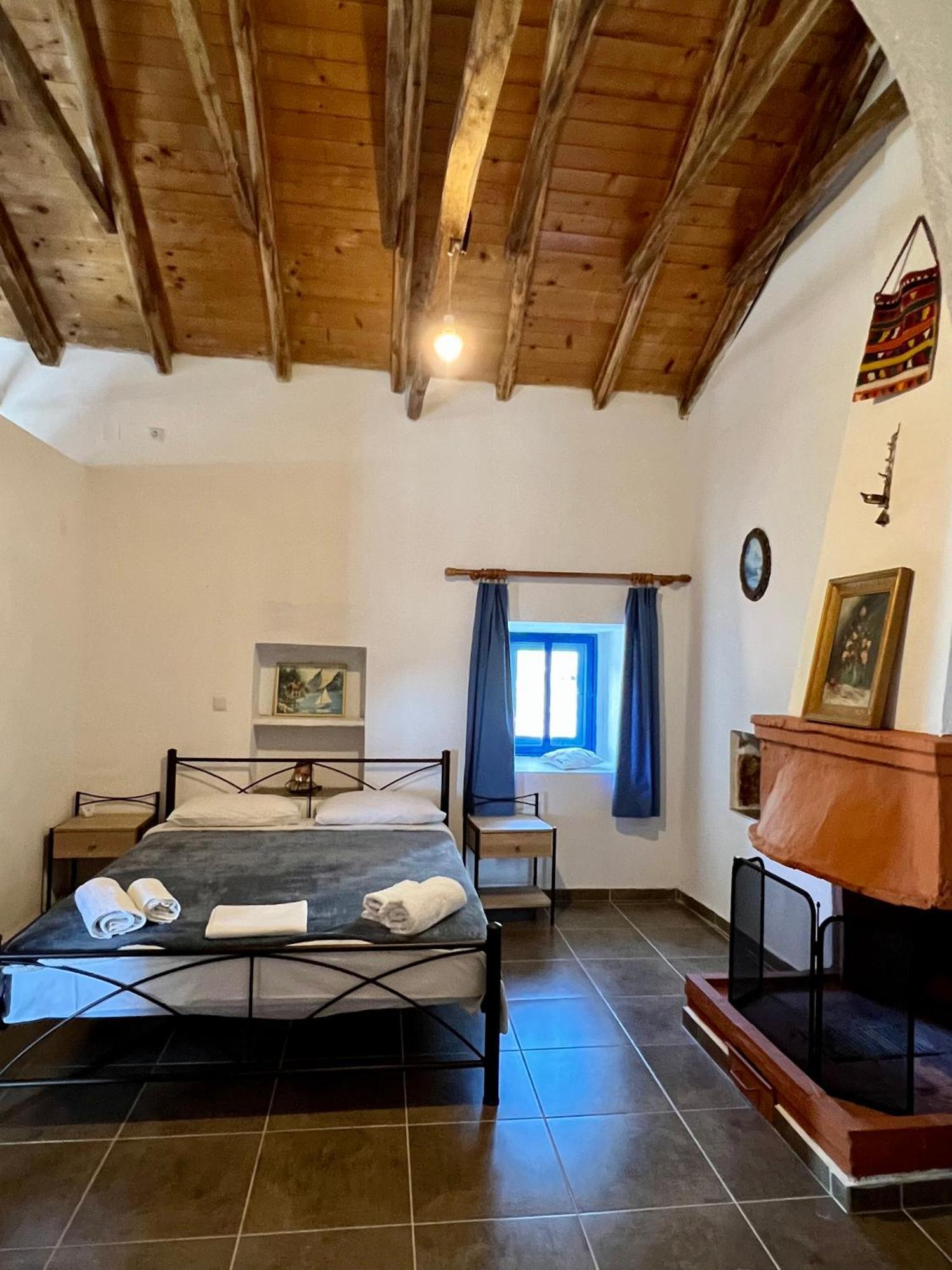 Politeika Traditional House Tirós Zewnętrze zdjęcie